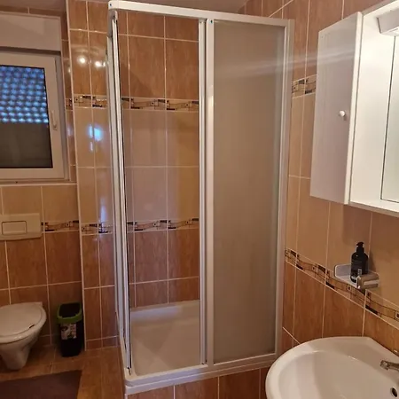 Lucia 3* Sveti Filip i Jakov